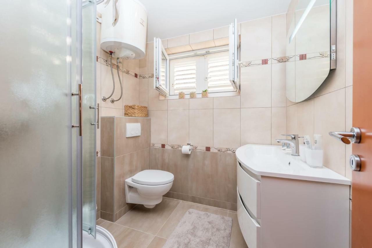 Apartments Very Good Life Preko Εξωτερικό φωτογραφία